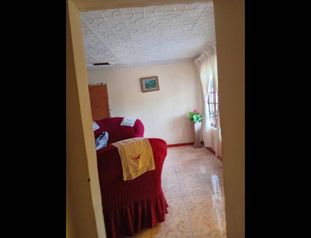 3 BEDROOM HOUSE FOR SALE IN LUSIKISIKI